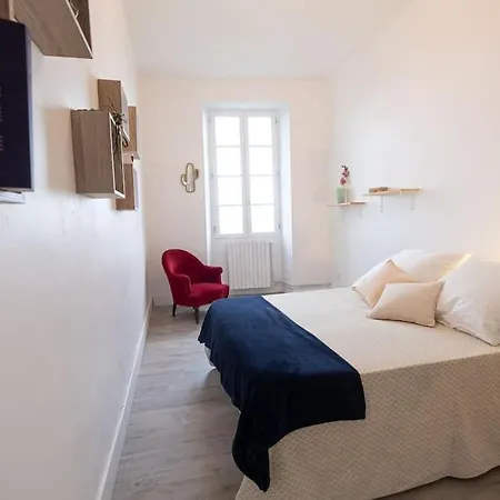 Dom wakacyjny Superbe Maison De Maitre Avec Terrasse Et Jardin Castelnau-de-Montmiral