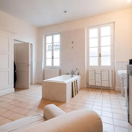 Superbe Maison De Maitre Avec Terrasse Et Jardin Ferienhaus *